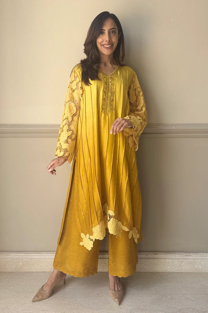 Deep Yellow Ombré