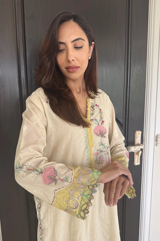 Ivory & Yellow Summer Harmony