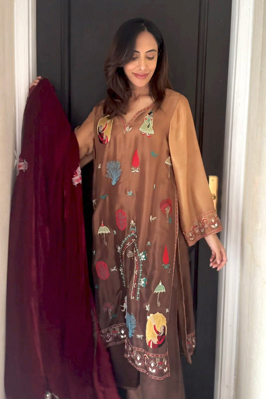 Antique Bronze Shawl