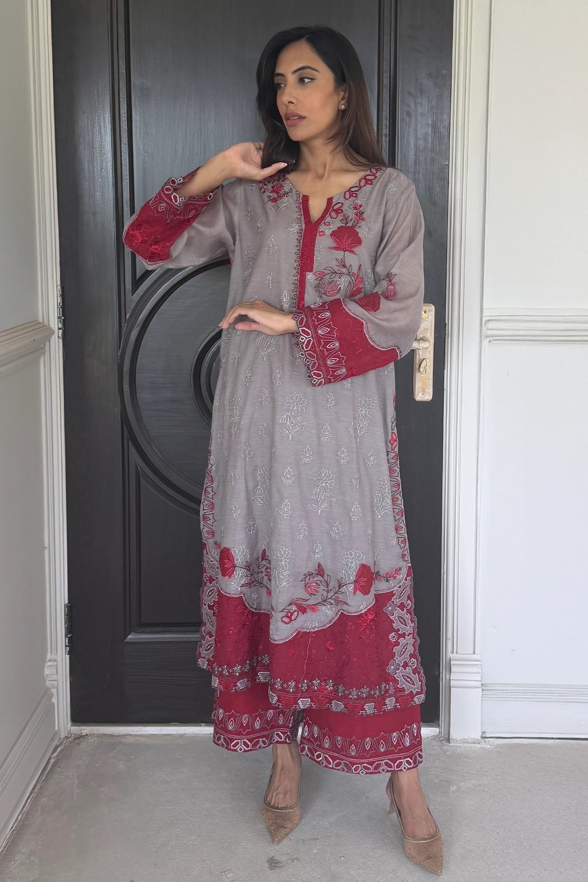 Grey & Scarlet Summer Harmony