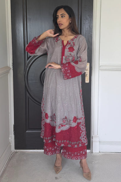 Grey & Scarlet Summer Harmony