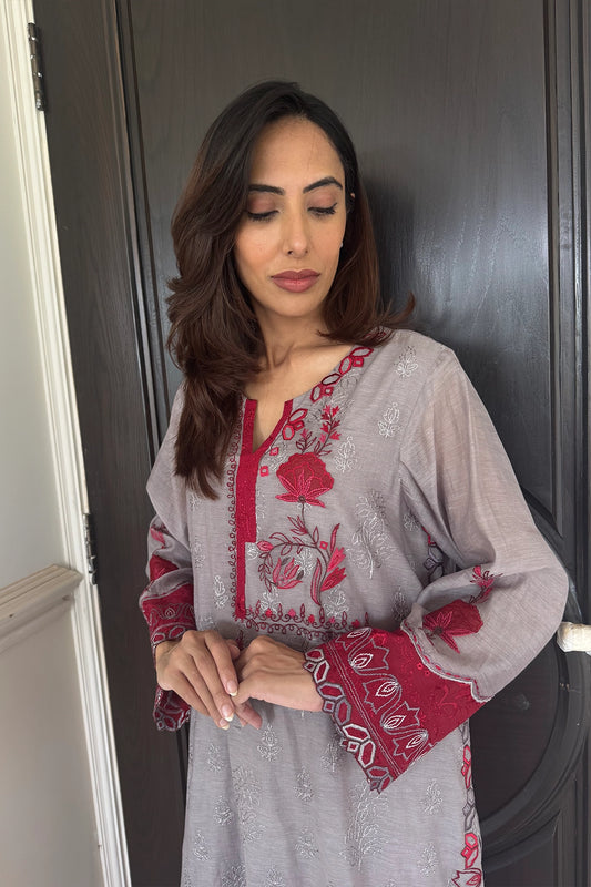 Grey & Scarlet Summer Harmony